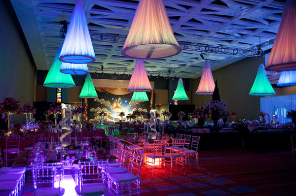 http://www.ctconventions.com/wp-content/uploads/2012/01/formal011.jpg